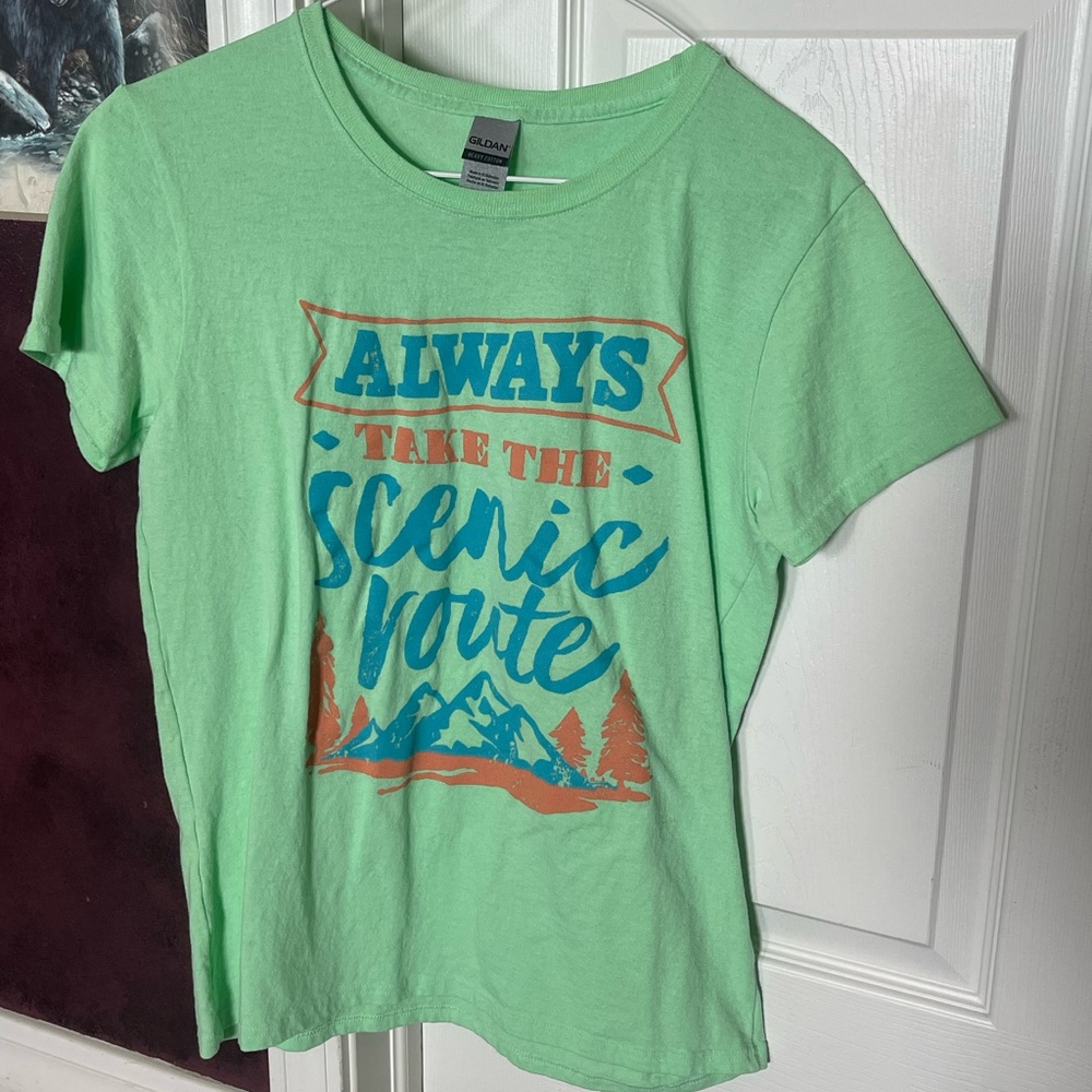 Outdoor graphic tee